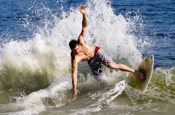 篮球赛场焦点！法国队对阵德国队，压哨绝杀，引爆全场观众欢呼