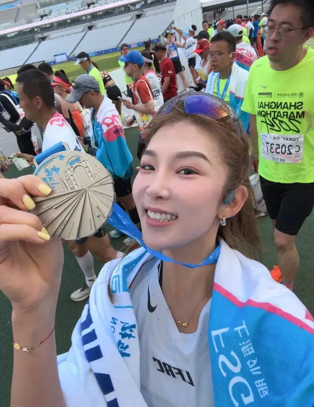 关于利比亚马拉松选手冲刺破记录的信息